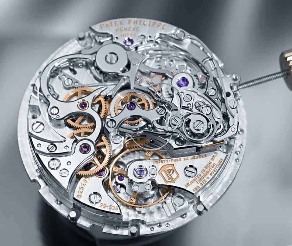Hand-finished chronograph movement with gold gear wheels and ruby jewels